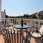 Apartman Oliva *
